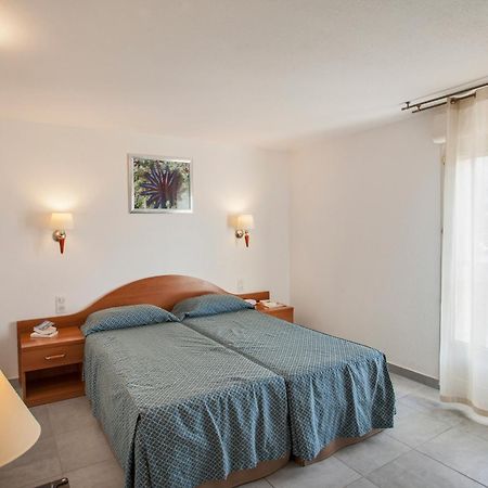 Le Neptune & Spa Propriano  Exteriör bild
