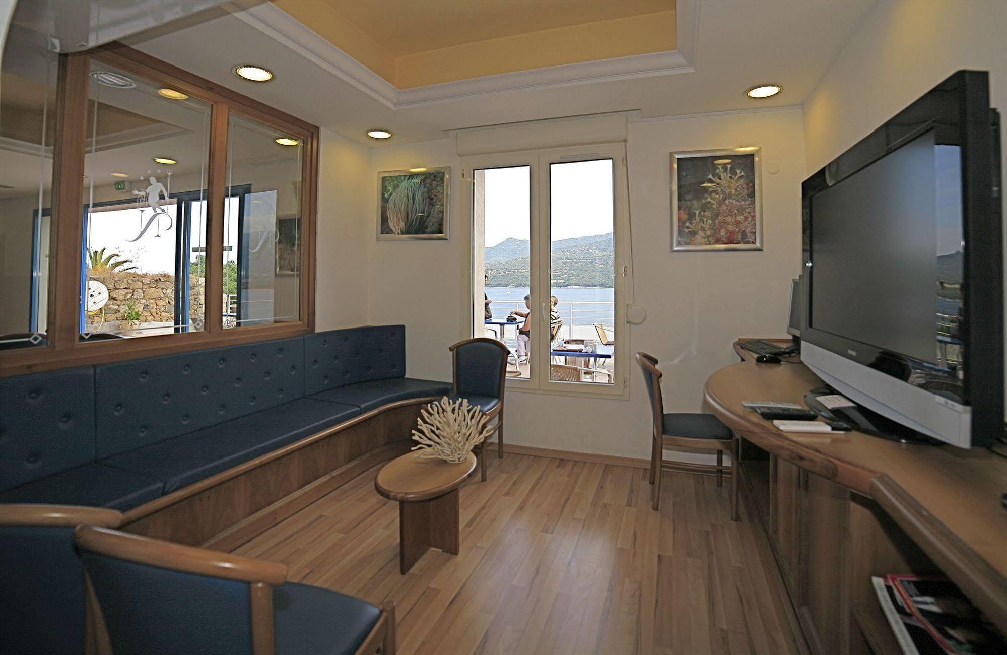 Le Neptune & Spa Propriano  Exteriör bild
